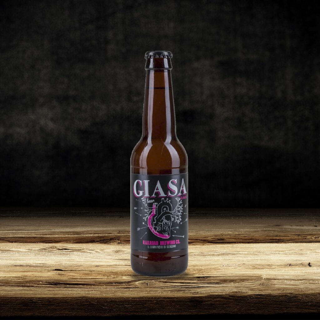 Stile: blanche
Colore: chiara
Grado Alcolico: 5,0%
Formato: 33 cl.
