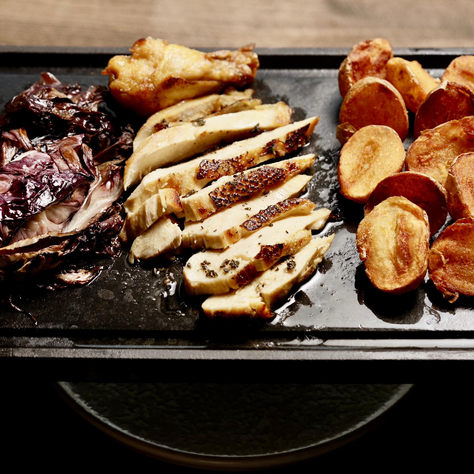 TAGLIATA DI SUPREMA DI POLLO