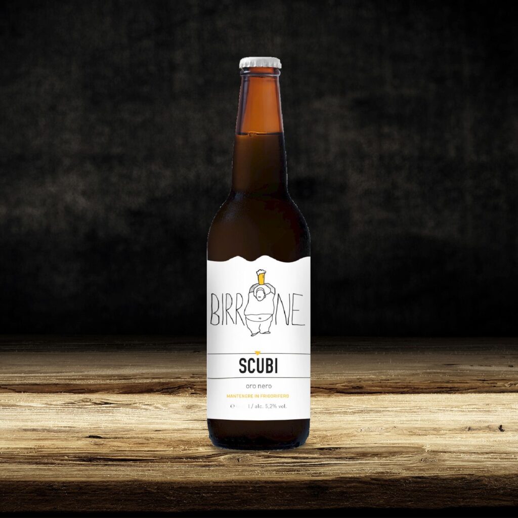 Stile: schwarz
Colore: scura
Grado Alcolico: 4,5%
Formato: 50 cl.